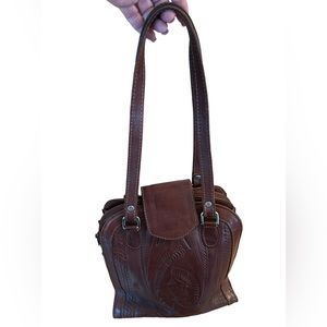 Full grain leather tooled purse EUC